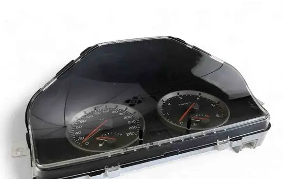 Volvo V50 Speedometer (instrument cluster) 30786344