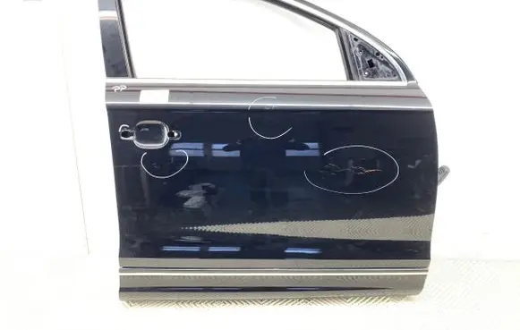 Audi Q7 4L Front door LC9X