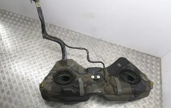 Mercedes-Benz E W212 Fuel tank 2124708601