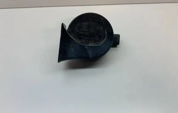 Volkswagen Golf VI Horn signal 5K7951221