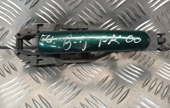 Volkswagen PASSAT B5 Front door exterior handle 3B0837885