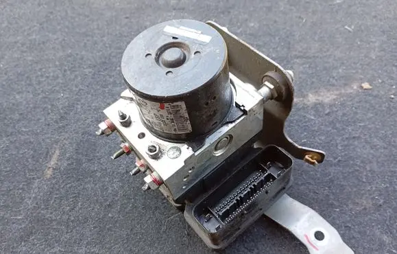 Mitsubishi ASX ABS Pump 4670A643