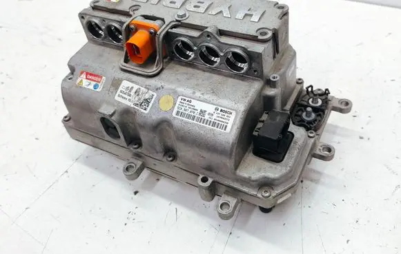 Volkswagen Jetta VI Voltage converter inverter 5C0907070C 5C0907080C