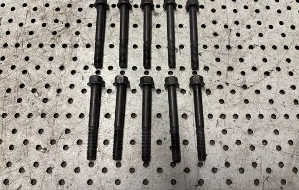 Aixam City III Cylinder head bolts Z482