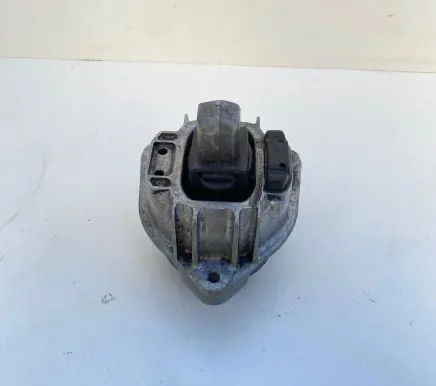 BMW 7 F01 F02 F03 F04 Engine mount bracket 6775906 68623513 2036040