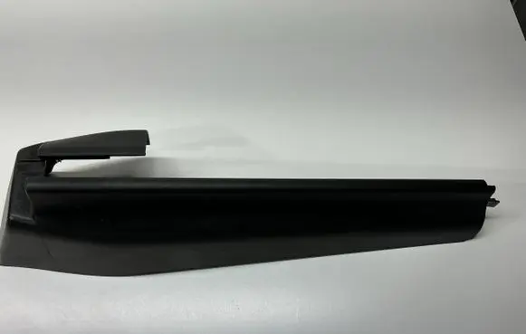 Mercedes-Benz GL X164 Front passenger seat rail trim 1525311