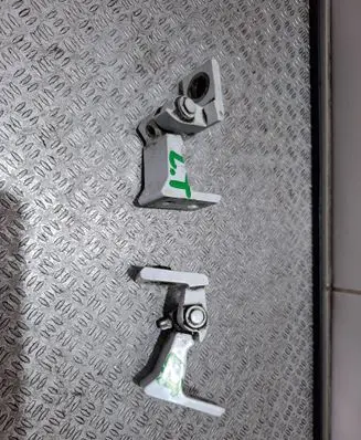 Audi A4 S4 B8 8K Rear door hinge set 