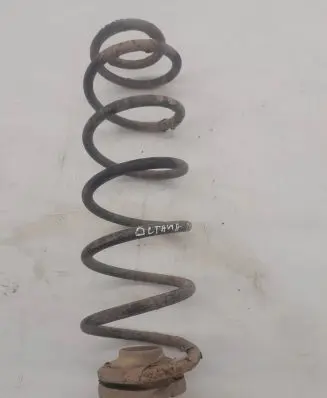 Skoda Octavia Mk1 (1U) Rear coil spring