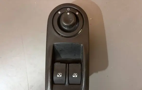 Renault Trafic II (X83) Electric window control switch 29181 9116523 8200011867