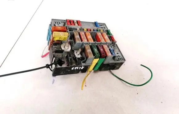 Citroen Xsara Picasso Fuse box set 9628024480 31155904
