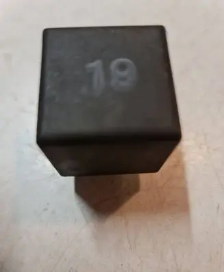 Volkswagen Golf IV Other relay 191955531