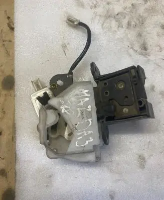 Mazda 3 I Tailgate lock latch 