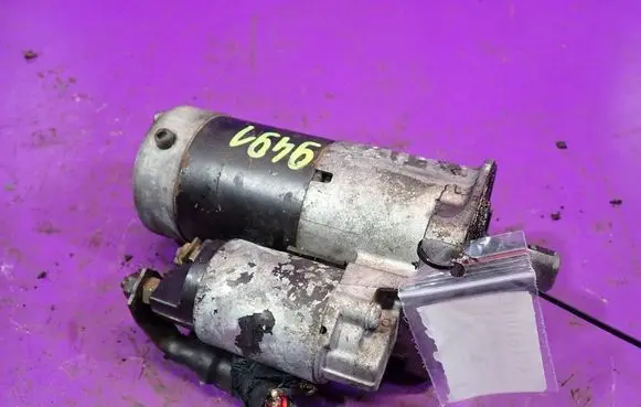 Opel Astra H Starter motor