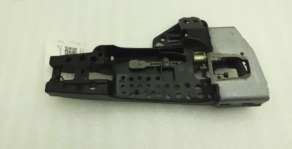 Audi A5 8T 8F Front door exterior handle/bracket 