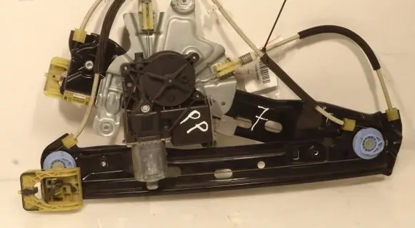 Opel Insignia A Front window lifting mechanism without motor 13302452