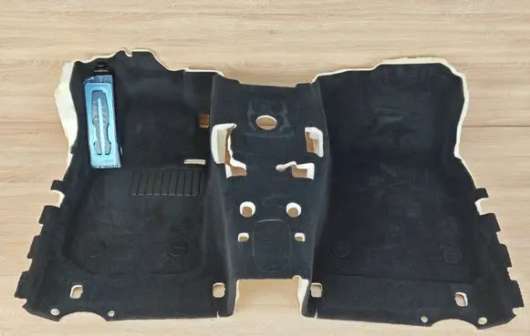 BMW 4 G22 G23 G24 G26 Interior carpet 9500358