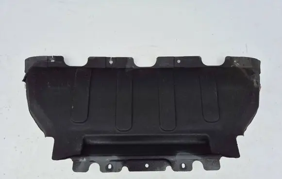 Jeep Cherokee Engine splash shield/under tray 68037063