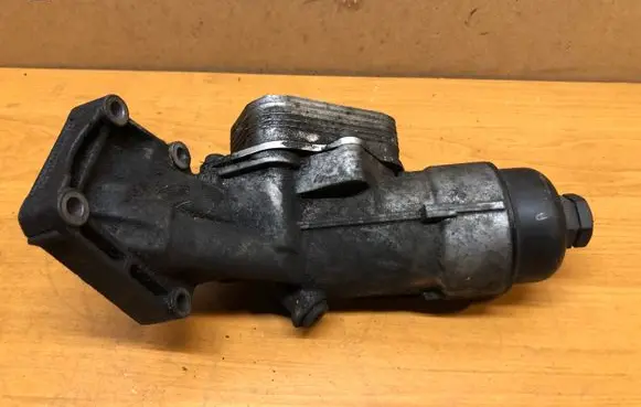 Mercedes-Benz A W168 Oil filter mounting bracket A6681800210 A6681800065