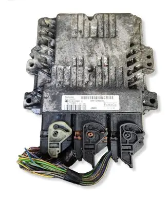 Ford Focus Engine control unit/module S180133028 BV6112A650NG