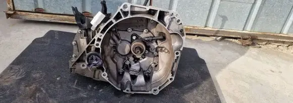 Dacia Lodgy Manual 6 speed gearbox 320106908R H5FT