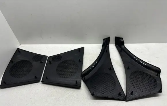 Side speaker trim/cover