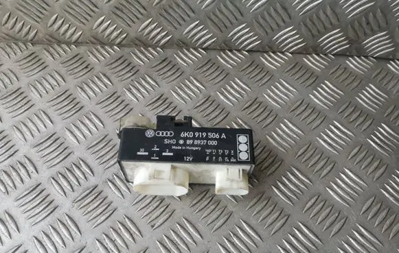 Seat Ibiza II (6k) Coolant fan relay 6K0919506A 898937000