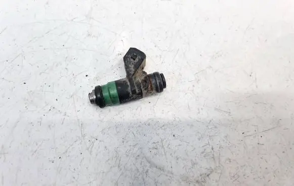 Fuel injector