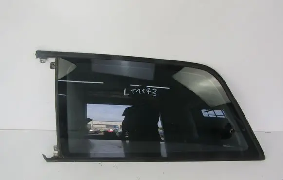 Audi A3 S3 8L Rear side window 