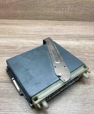 Volvo S70 V70 V70 XC Engine control unit/module ECU P01270297 0281001592 Used