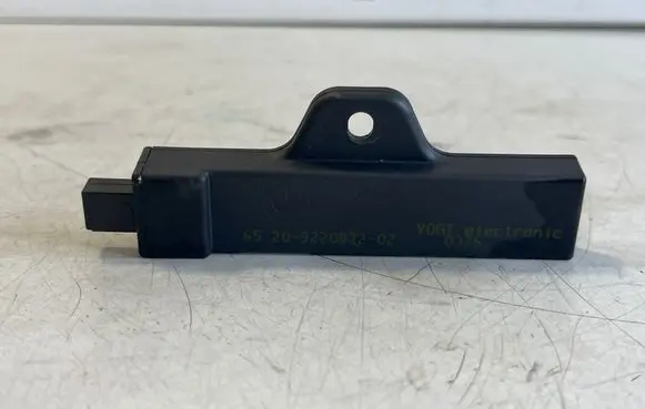 BMW X3 F25 Keyless system antenna 9220932