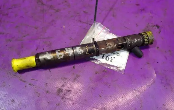 Renault Scenic II - Grand scenic II Fuel injector 