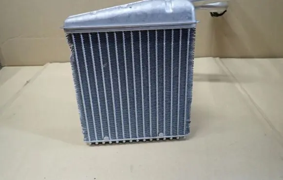 Nissan Note (E11) Heater blower radiator