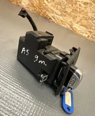 Audi A5 8T 8F Ignition lock 8K0909131 3330410 109083074