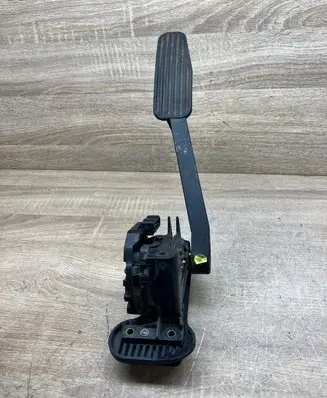 Volvo S80 Accelerator throttle pedal 3524405 9173131 9157552