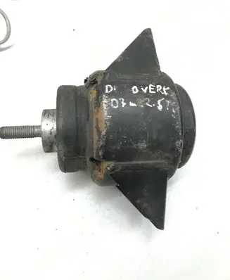 Land Rover Discovery 3 - LR3 Engine mount bracket KKB102602