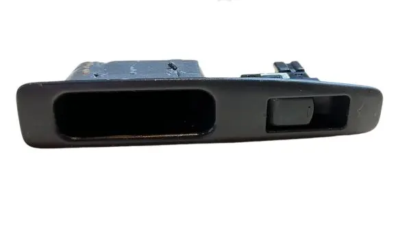 Nissan Qashqai Electric window control switch 82950JD000 25411BR00A