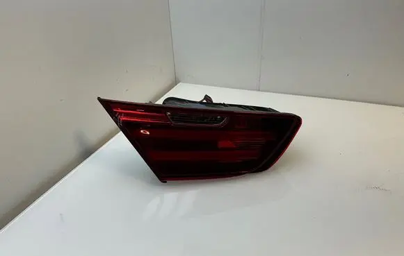 BMW 6 F06 Gran coupe Tailgate rear/tail lights 7210579