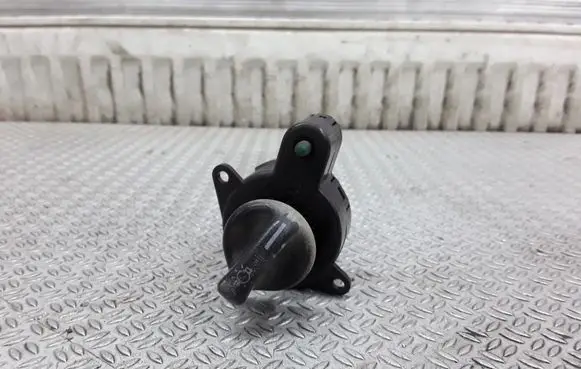 Ford Ranger Light switch