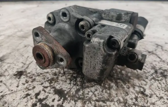 BMW 5 E60 E61 Power steering pump 678084803 7652974109