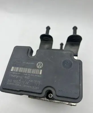 Volkswagen Caddy ABS Pump 1K0907379AF 000404913D1 T73812323D