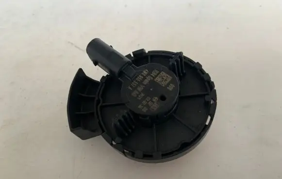 Audi Q7 4M Airbag deployment crash/impact sensor 4M0955557A