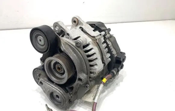 Audi Q3 F3 Generator/alternator 05E903018F