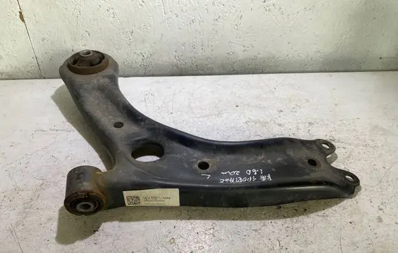 KIA Sportage Front lower control arm/wishbone