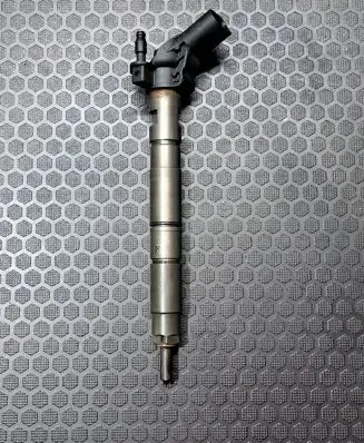 Audi A6 S6 C6 4F Fuel injector 059130 059130277AH