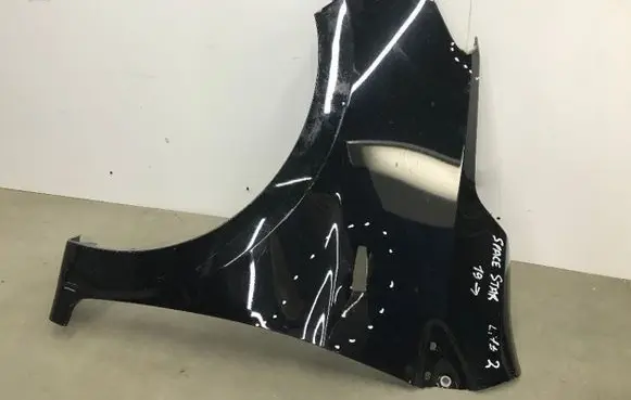 Mitsubishi Space Star Fender