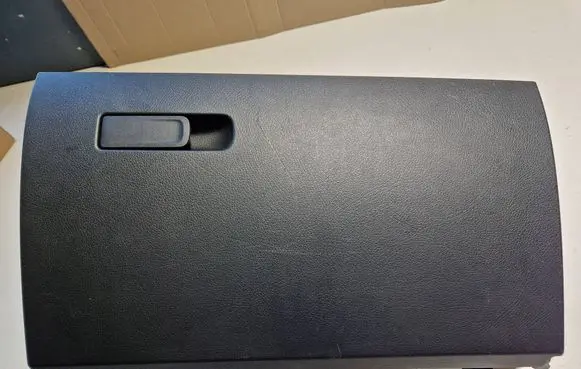 Mercedes-Benz CLA C118 X118 Glove box 17768012009051 15367758
