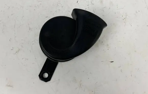 Toyota Mirai II Horn signal 8651030740