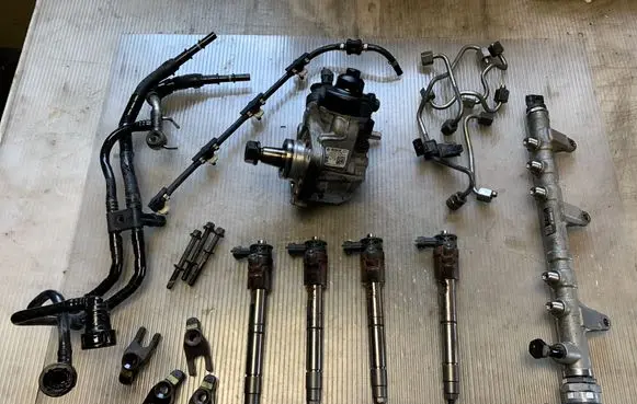 Hyundai Santa Fe Fuel injection system set 338002F610 331002F600 314002F600