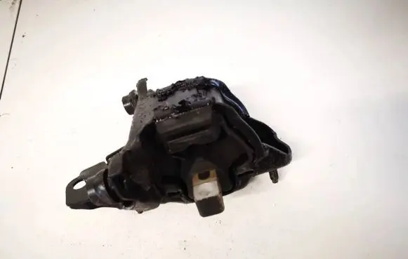 Volkswagen Fox Engine mount bracket 6q0199555