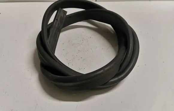 Mercedes-Benz GLE (W166 - C292) Engine compartment rubber 